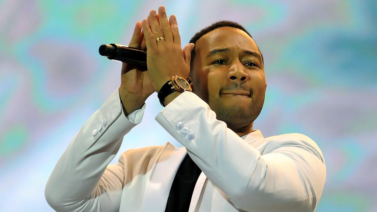 Multi-millionaire celeb John Legend thinks Black men are too easily manipulated to understand how great Biden's economy is